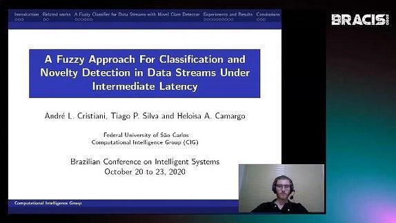 A Fuzzy Approach For Classification and Novelty Detection in Data Streams Under Intermediate Latency