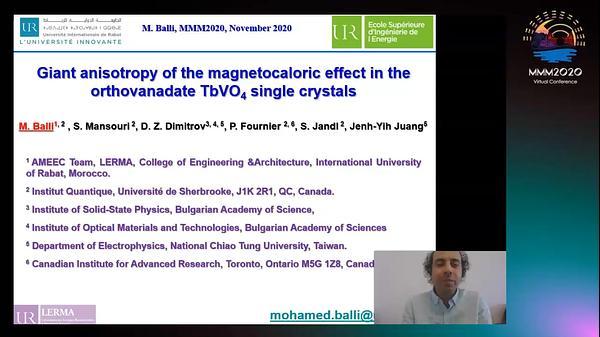 Giant anisotropy of the magnetocaloric effect in the orthovanadate TbVO4 single crystals