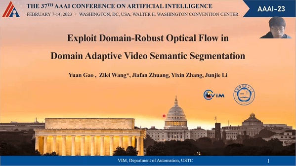 Exploit Domain-robust Optical Flow in Domain Adaptive Video Semantic Segmentation